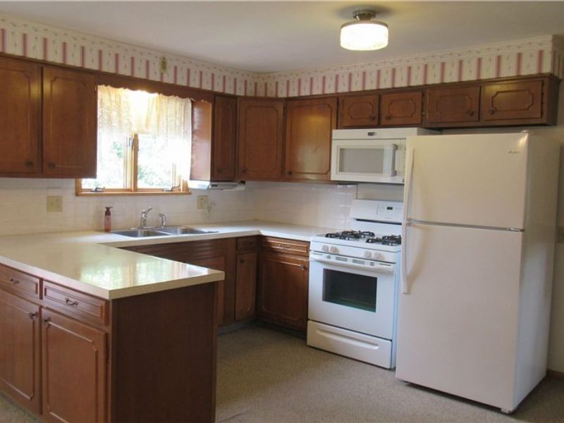 6841 Navarre Road SW, Massillon, OH 44646 Photo 9