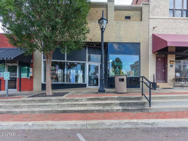 24 E Main Street , Brownsville, TN 38012