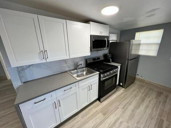4040 NE 12TH Terrace, Pompano Beach, FL 33064