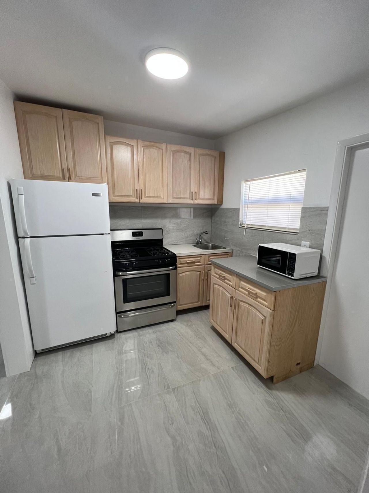 4040 NE 12th Terrace, Pompano Beach, FL 33064 Photo