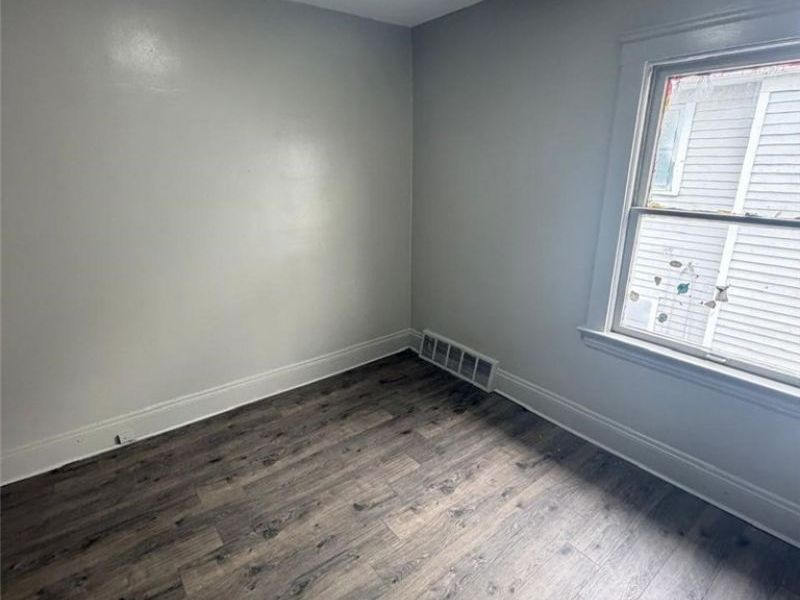 9529 Mount Auburn Avenue, Unit UP, Cleveland, OH 44104 Photo 9