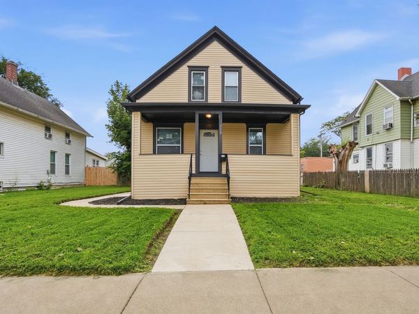 319 Willow Avenue , Joliet, IL 60436