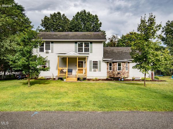 30 Alta Avenue, Queensbury, NY 12804