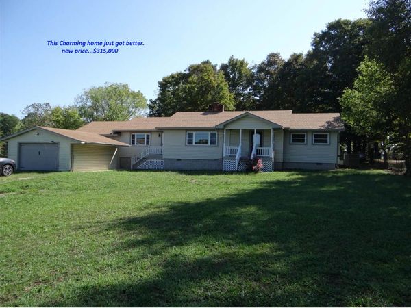 323 W Shipley Lane, Winslow, AR 72959