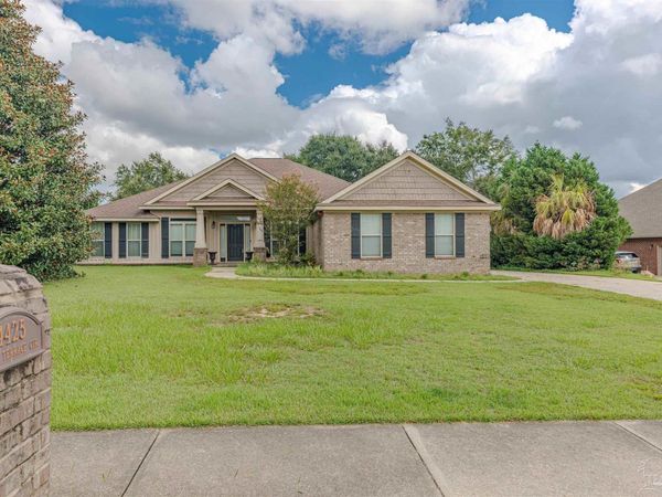 4425 Essex Terrace Cir, Pace, FL 32571