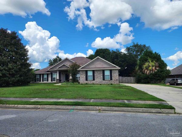 4425 Essex Terrace Cir, Pace, FL 32571