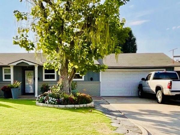 2216 N Mueller Avenue, Bethany, OK 73008