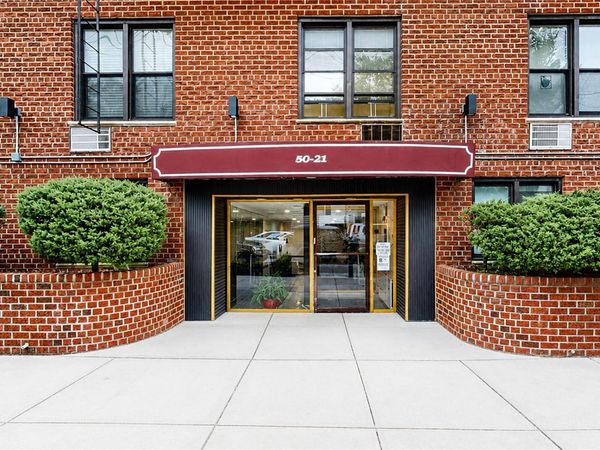 50-21 39th Place , Unit 1A, Sunnyside, NY 11104
