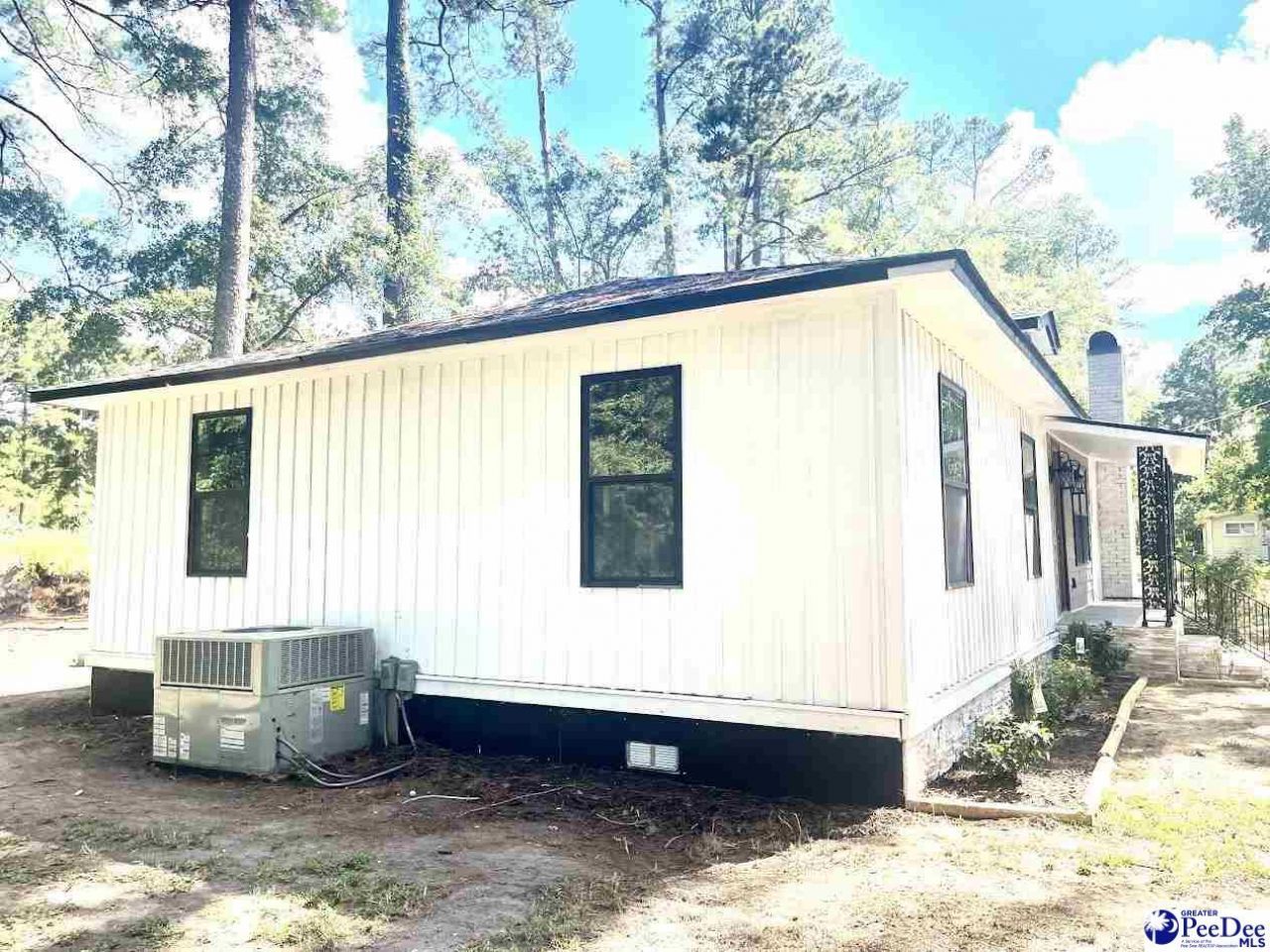 308 S Liberty Photo 17