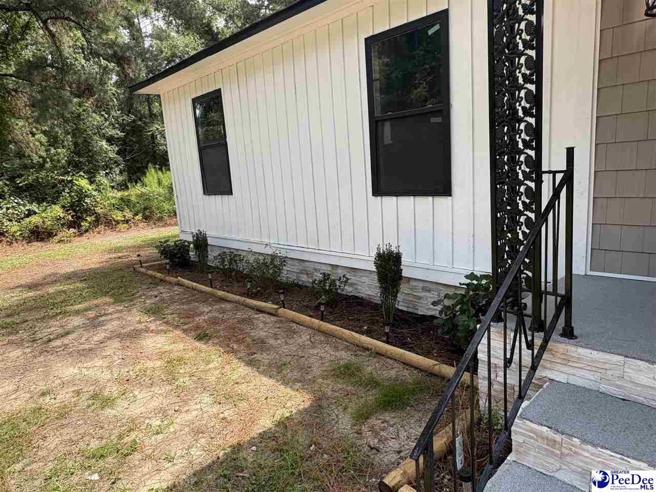 308 S Liberty Photo 21