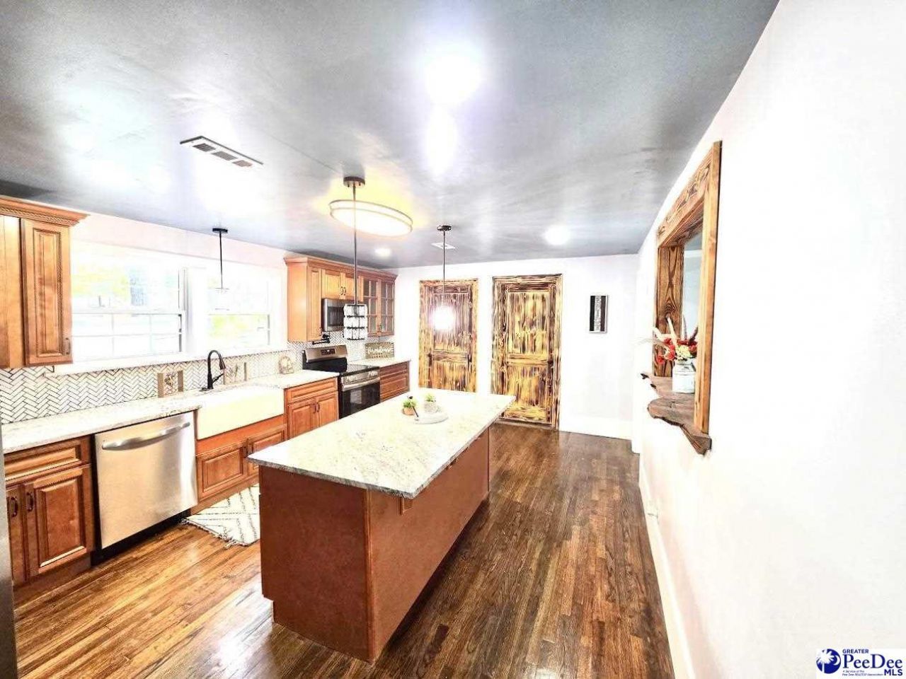 308 S Liberty Photo 5