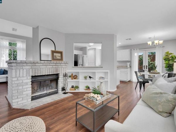 400 Devon Ct, Oakley, CA 94561