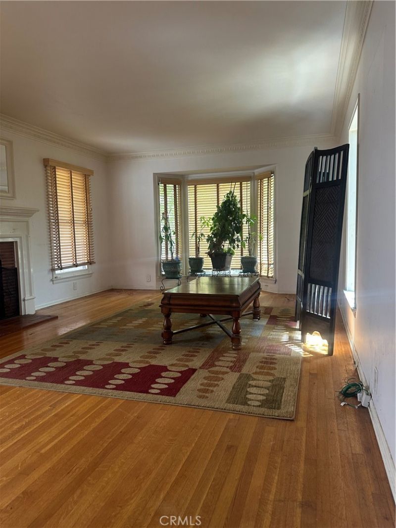 6235 Condon, Los Angeles, CA 90056 Main Photo