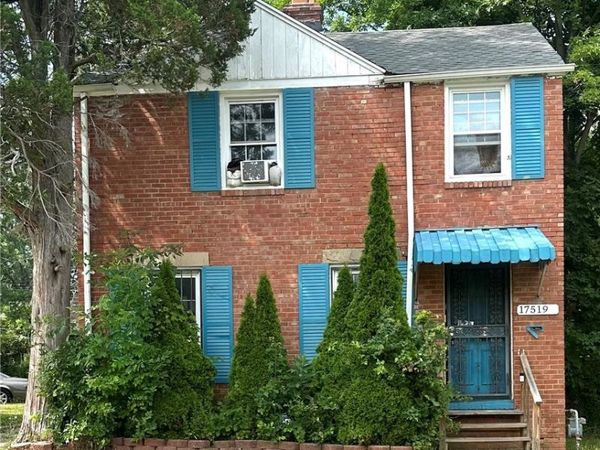 17519 Throckley Avenue, Cleveland, OH 44128
