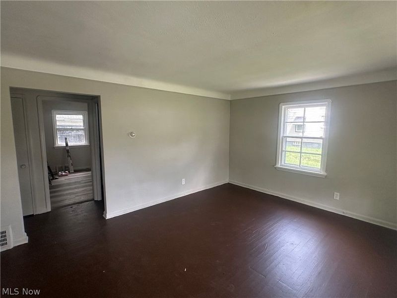 16015 S Lotus Drive, Cleveland, OH 44128 Photo 6