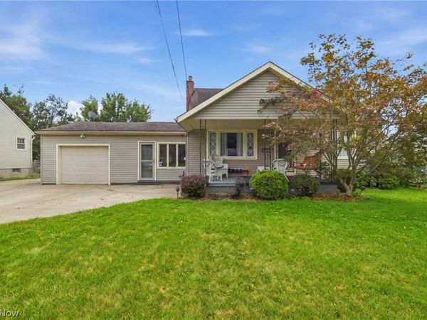 1613 Country Club Avenue , Youngstown, OH 44514