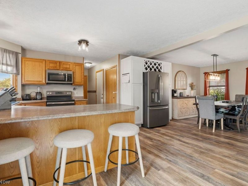 1275 Cheverton Avenue, Louisville, OH 44641 Photo 19