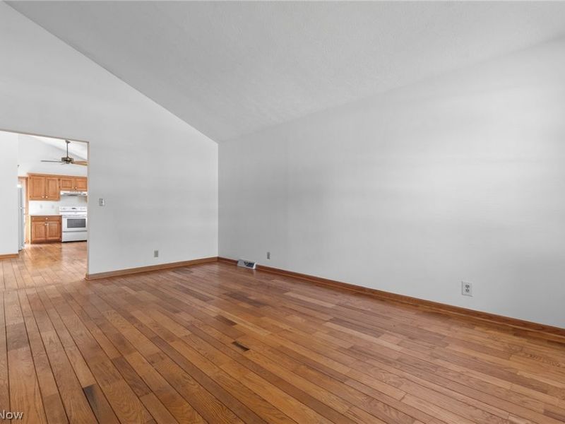 1532 Ellesmere Avenue NW, North Canton, OH 44720 Photo 10