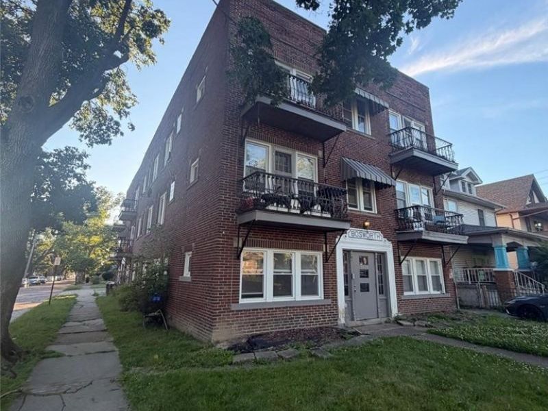 3438 Bosworth Road, Unit 2, Cleveland, OH 44111 Photo 3