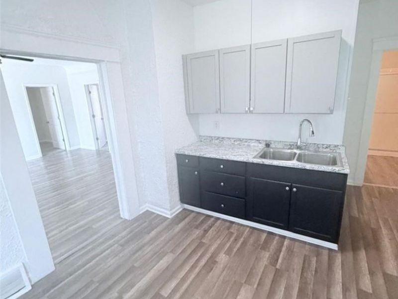 4434 Pearl Road, Unit 3, Cleveland, OH 44109 Photo 5