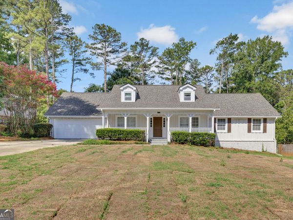 3775 Clubhouse Lane SE, Conyers, GA 30094