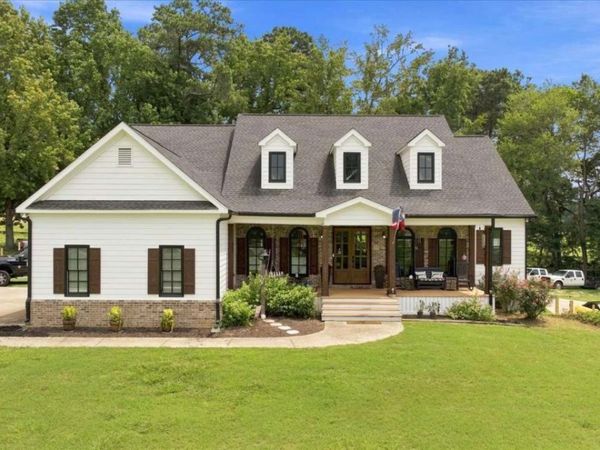 1144 Pine Shadows Drive, Dallas, GA 30157