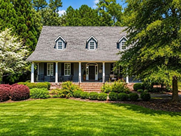 14 Nicklaus Drive NW, Rome, GA 30165