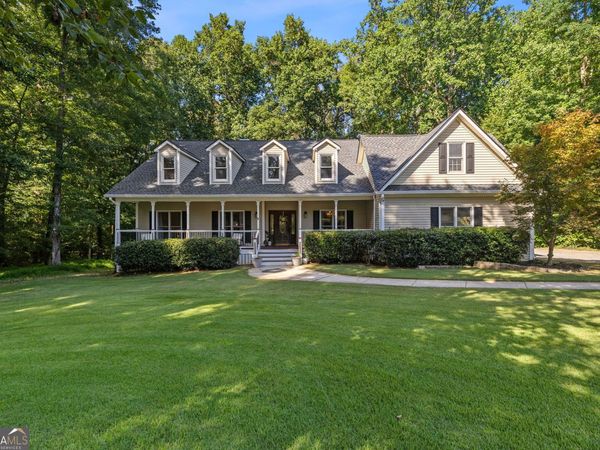 270 Tomahawk Drive, Sharpsburg, GA 30277