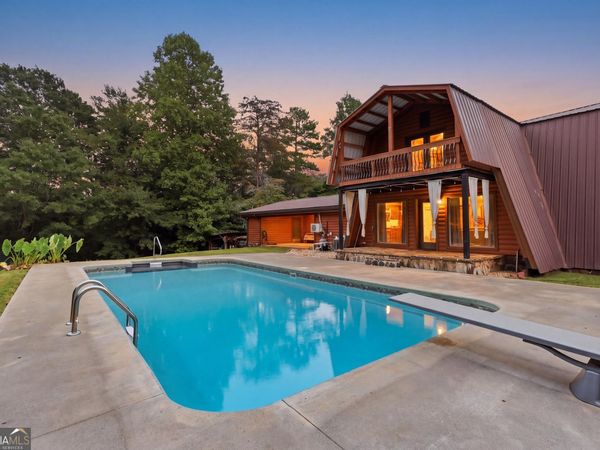 932 Camp Mikell Road, Toccoa, GA 30577