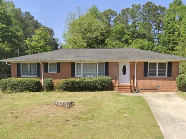 307 Sunset Dr Extension, Griffin, GA 30223