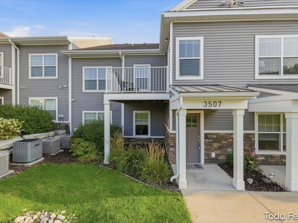3507 Crystal River Street SW, Unit 109, Wyoming, MI 49418