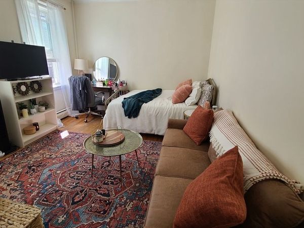 1840 Commonwealth Ave, Unit V, Boston, MA 02135