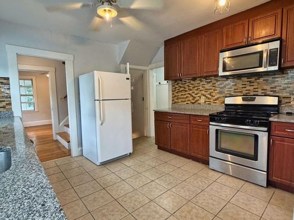 1186 Chestnut St, Unit 1186, Newton, MA 02464