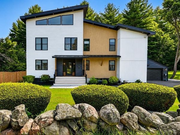 409 Pearl St, Reading, MA 01867