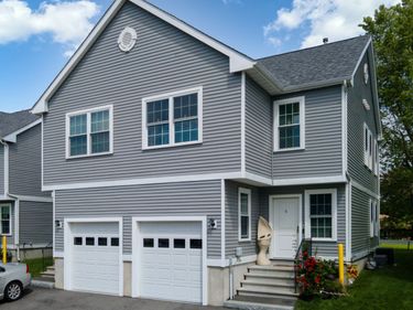 4 Knights Way, Unit 4, Swansea, MA 02777