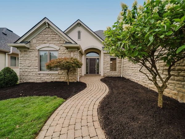 669 Slemmons Drive , Columbus, OH 43235
