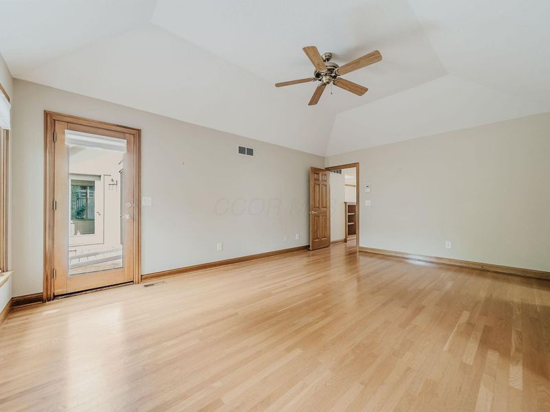 669 Slemmons Drive, Columbus, OH 43235 Photo 41