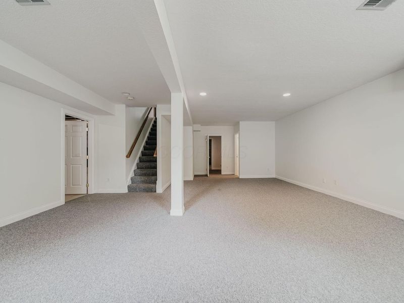 669 Slemmons Drive, Columbus, OH 43235 Photo 62