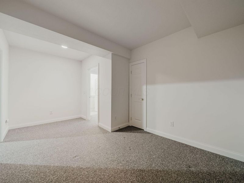 669 Slemmons Drive, Columbus, OH 43235 Photo 69