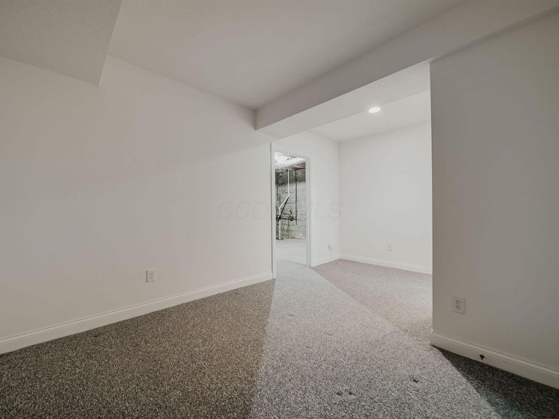 669 Slemmons Drive, Columbus, OH 43235 Photo 70