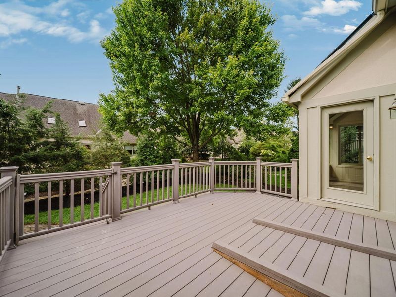 669 Slemmons Drive, Columbus, OH 43235 Photo 79