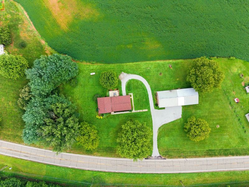 44480 US Highway 36, Coshocton, OH 43812 Photo 4