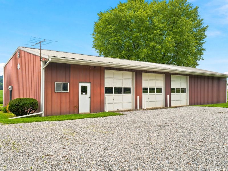 44480 US Highway 36, Coshocton, OH 43812 Photo 5