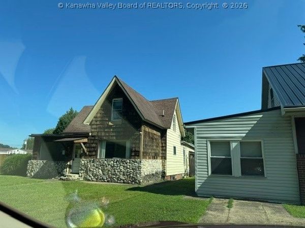 3712 Rierside Drive, Huntington, WV 25702