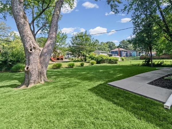 1108 NE 52nd Terrace, Kansas City, MO 64118