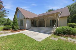 2123 Wampee Drive photo 4