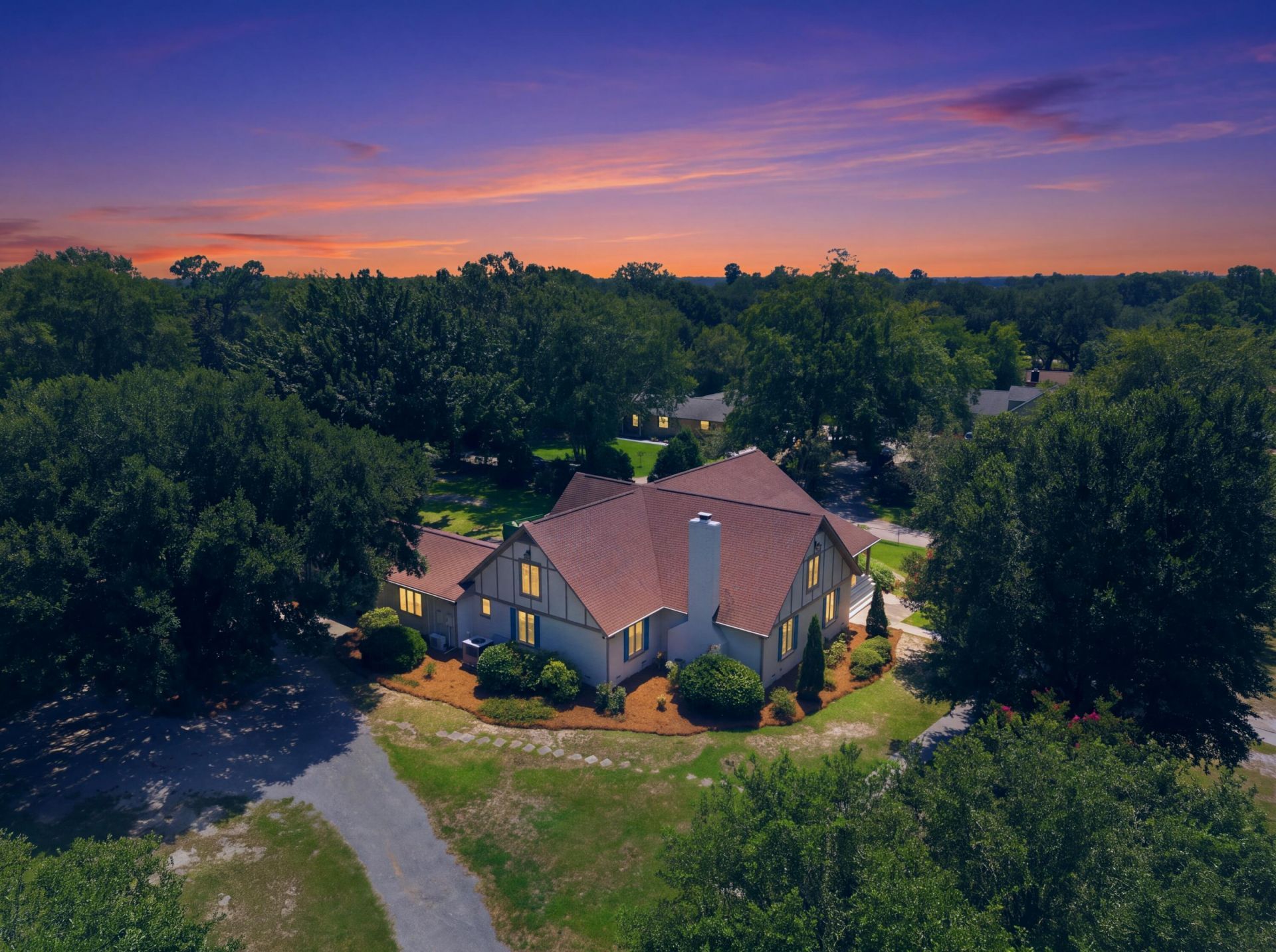 2123 Wampee Drive Photo 5
