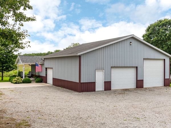 213 E Lawn Avenue, Saint Paris, OH 43072