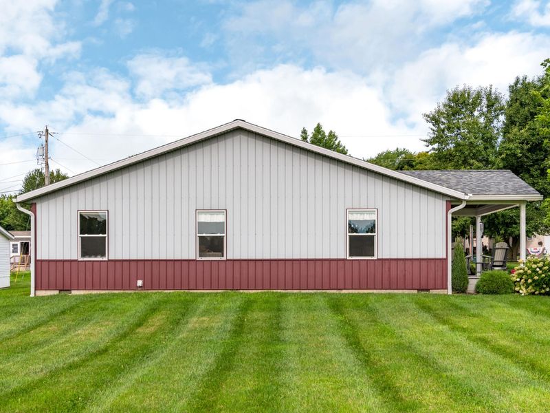 213 E Lawn Avenue, Saint Paris, OH 43072 Photo 5