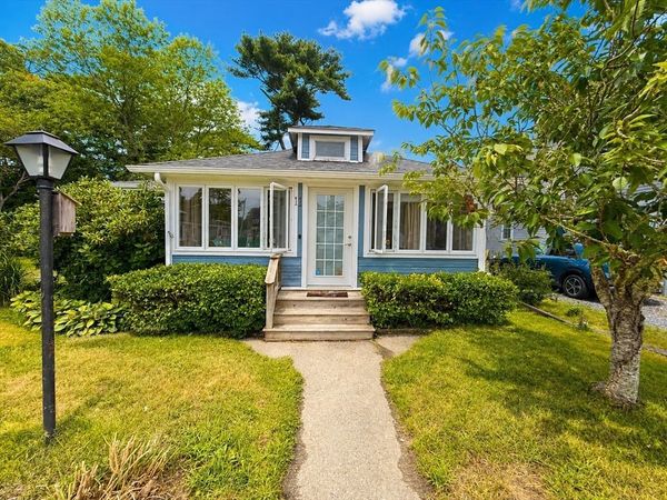 11 Beechwood Place, Wareham, MA 02532